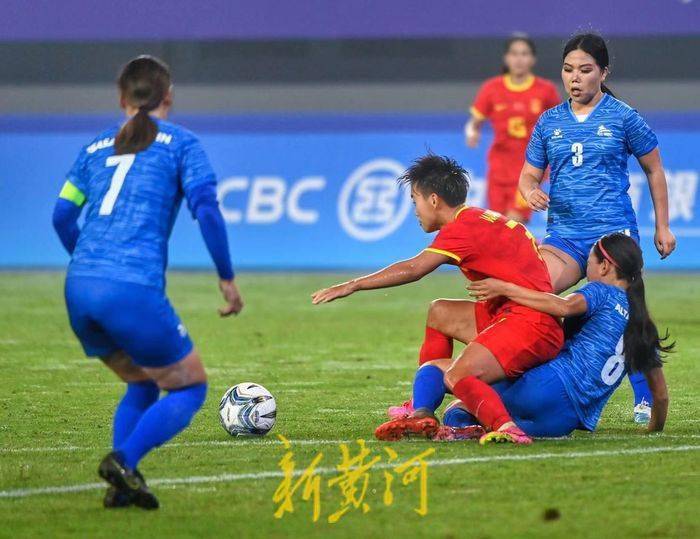 女足比赛中，中国队赢得对手赞美 
